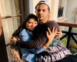 The actor is very close to his mother and it was her dream that her son make a career in acting.
